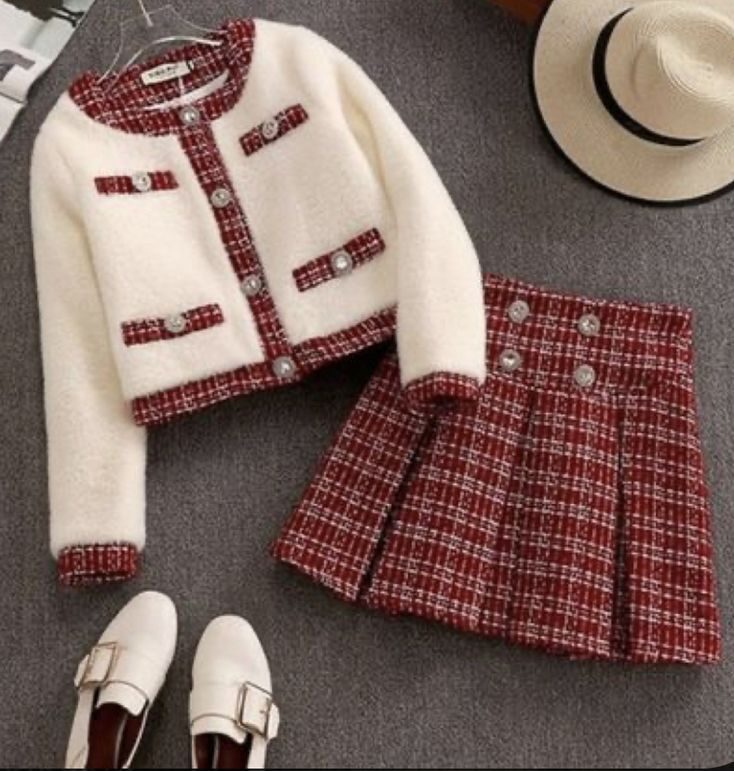 دورة ملابس اطفال